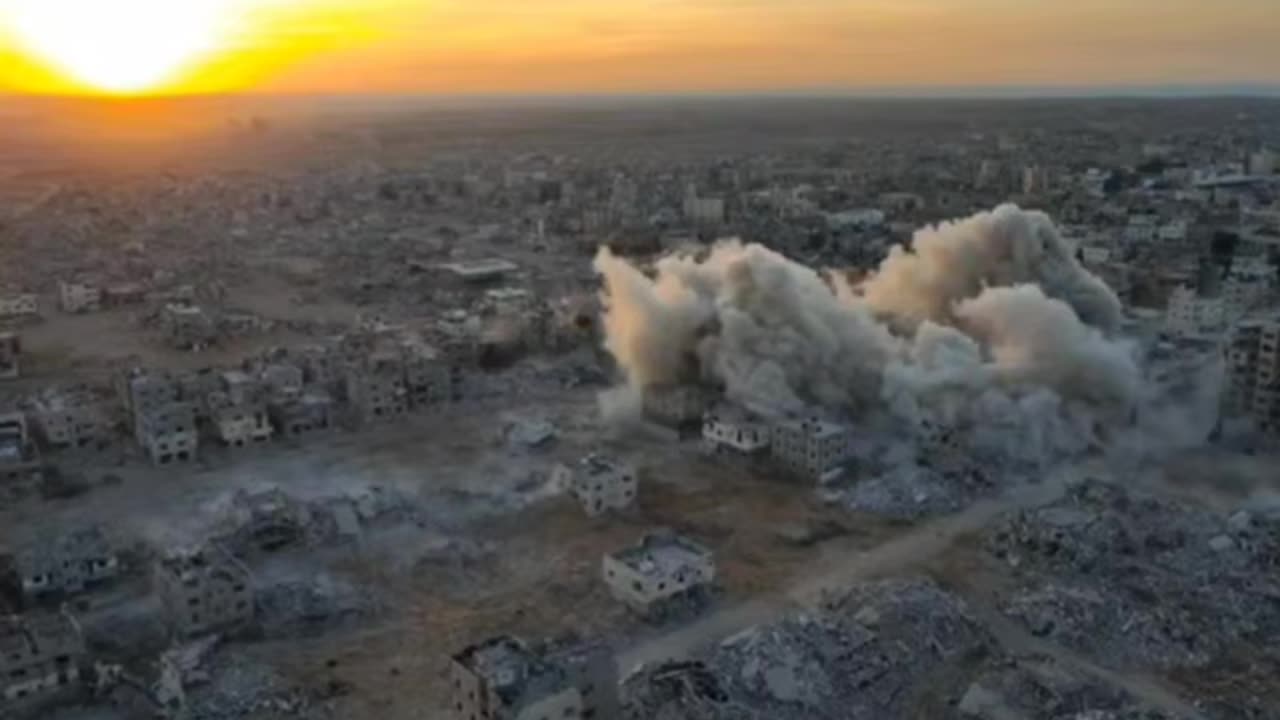 The moment Israeli forces blew up residential buildings in Rafah, south of the Gaza Strip