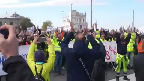 Dock Workers From Trieste, Italy: Say No To Green Pass.