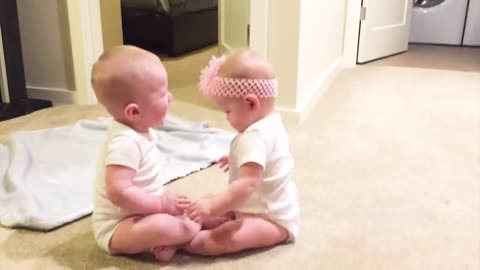 Funny Twins Sibling Play Happily (Funny Fails)