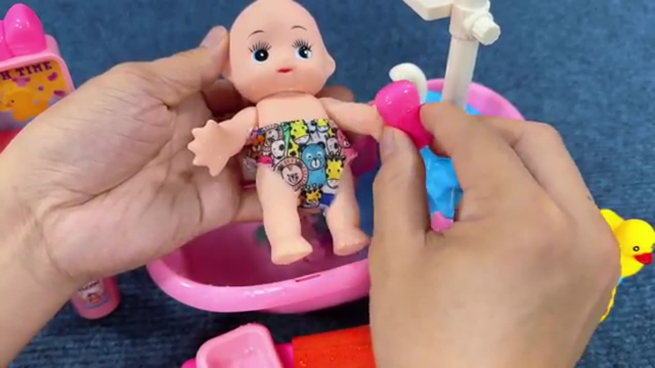 Unboxing Cute Doll Bathtub PlaysetBaby Stroller | ToysUniverseLoading