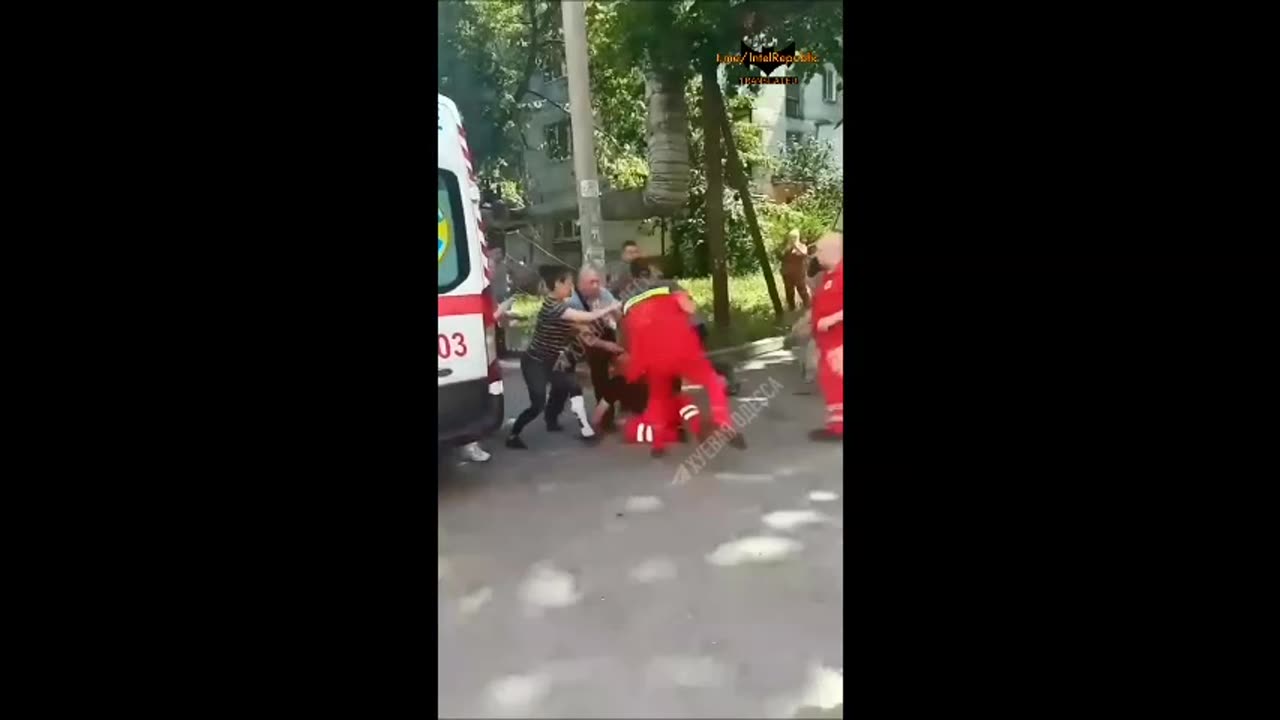 ►🇷🇺🇺🇦🚨❗️⚡️ Zelensky Goons fake 'distress call' to entrap/ambush Ambulance Medics for Mobilization