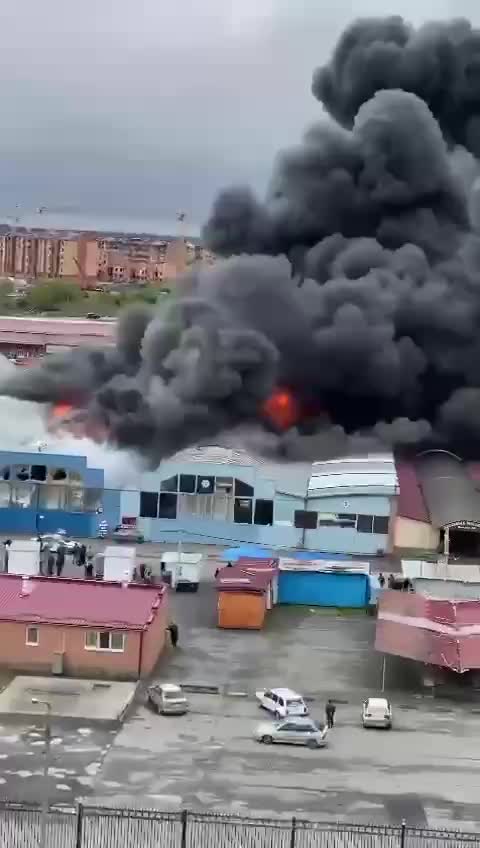 Russian Vikalina" market in Vladykavkaz is on fire