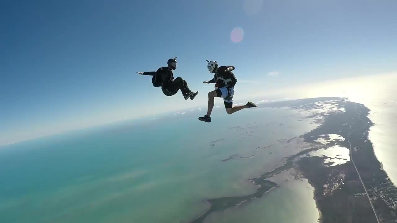 Skydiving over the Bahamas - Best jumps of 2018-5