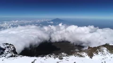 CLIMBING MOUNT KILIMANJARO 🏔️. THE ROOF OF AFRICA