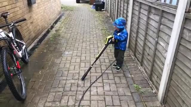 My son washing a bicycle (fail)