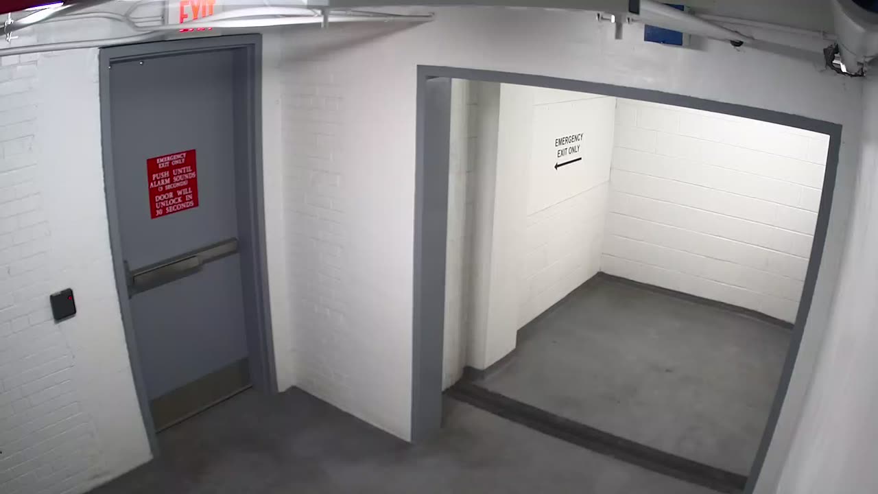 6133RHOBG2G208BLobby8_2021-01-06_19h40min02s557ms.mp4