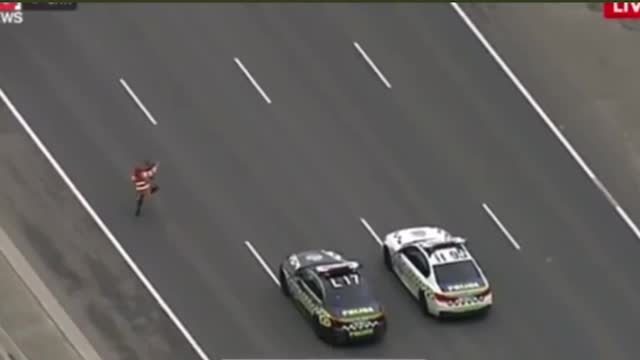 In The Face of Tyranny In Australia This Is What The True Aussie Spirit Looks Like