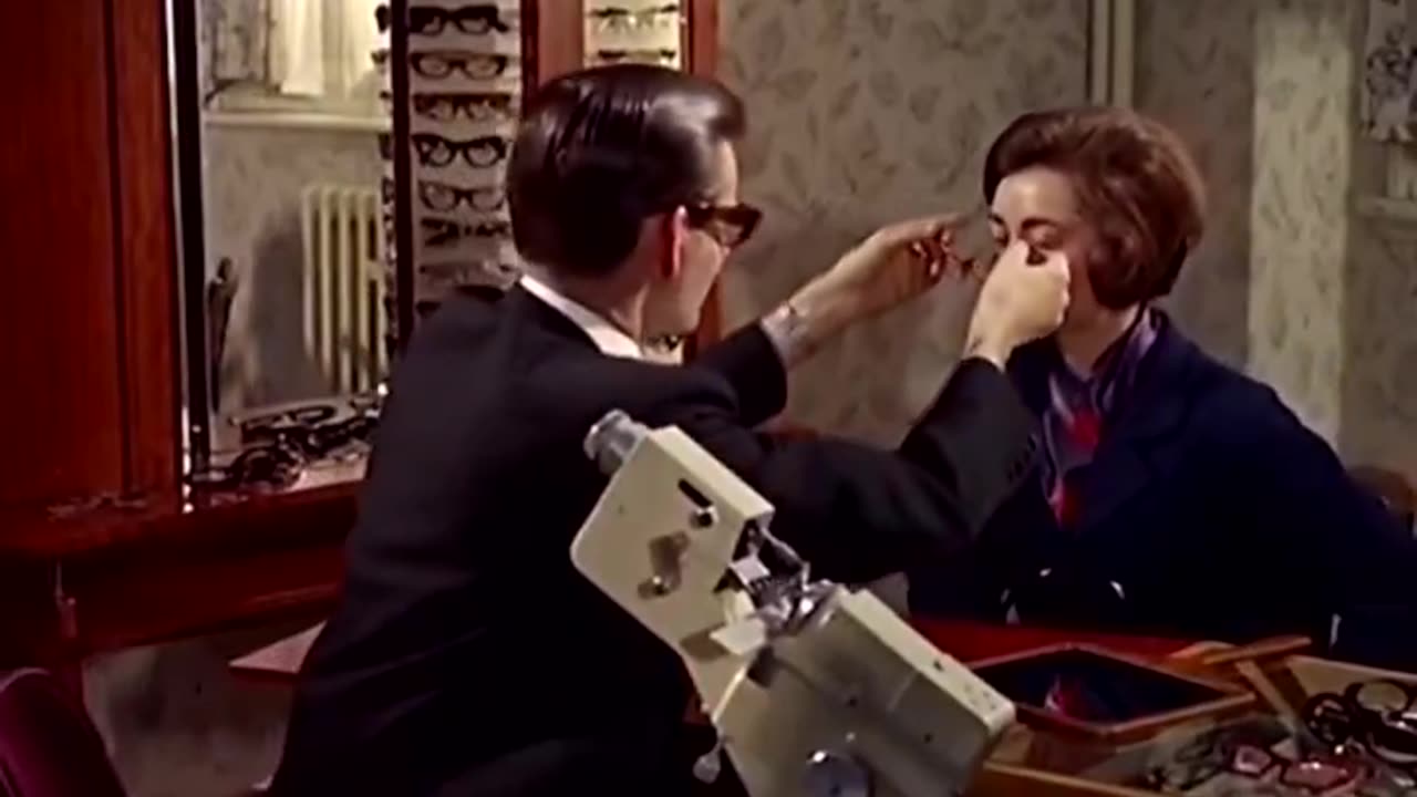 How eyeglasses were made in the 1960s