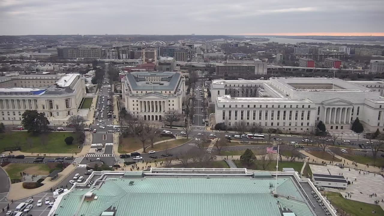 Camera0901USCDLADomeSouth_2021-01-06_Starting_at_14h20min02s190ms.mp4