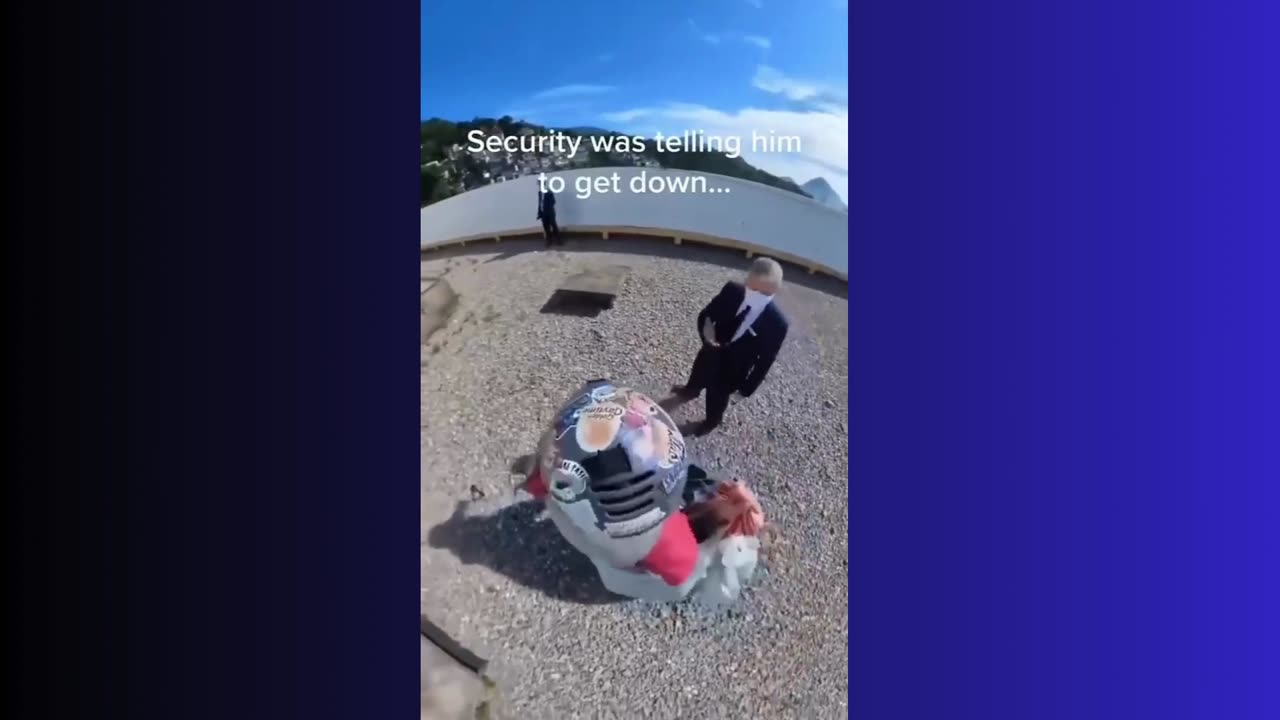 He dodged security 🤯