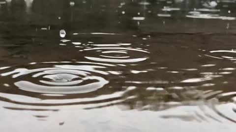 Slow-mo video on Delaware river