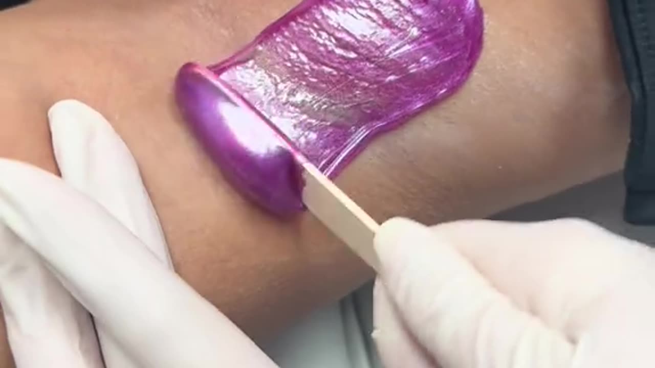 Underarm Waxing with Sexy Smooth Purple Seduction Hard Wax | @esthetics.by_reagan