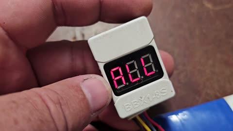 Wow a 0.00 Volt Lipo Can Still Power the Tester