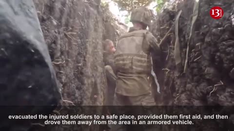 Injured Ukrainian soldiers who were under fire in trench manage to escape