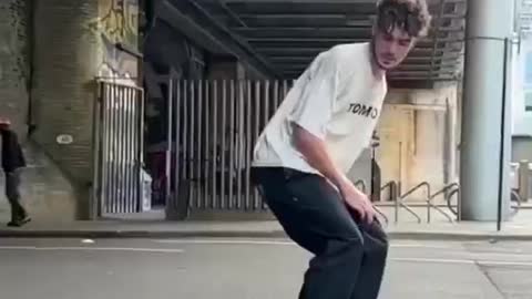 skate guy