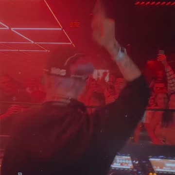 Jess Bays in Montreal