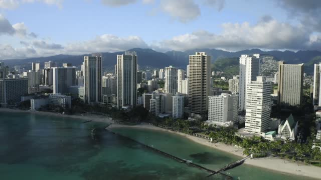 Soothe the mood：The city by the sea makes people feel comfortable