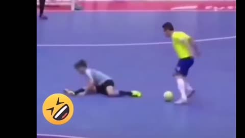 FUNNY FOOTBALL FAILS