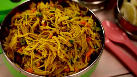 Kids Lunch box Recipes - Semiya Pulao / Vermicelli Sevai Pulav Cooking Video