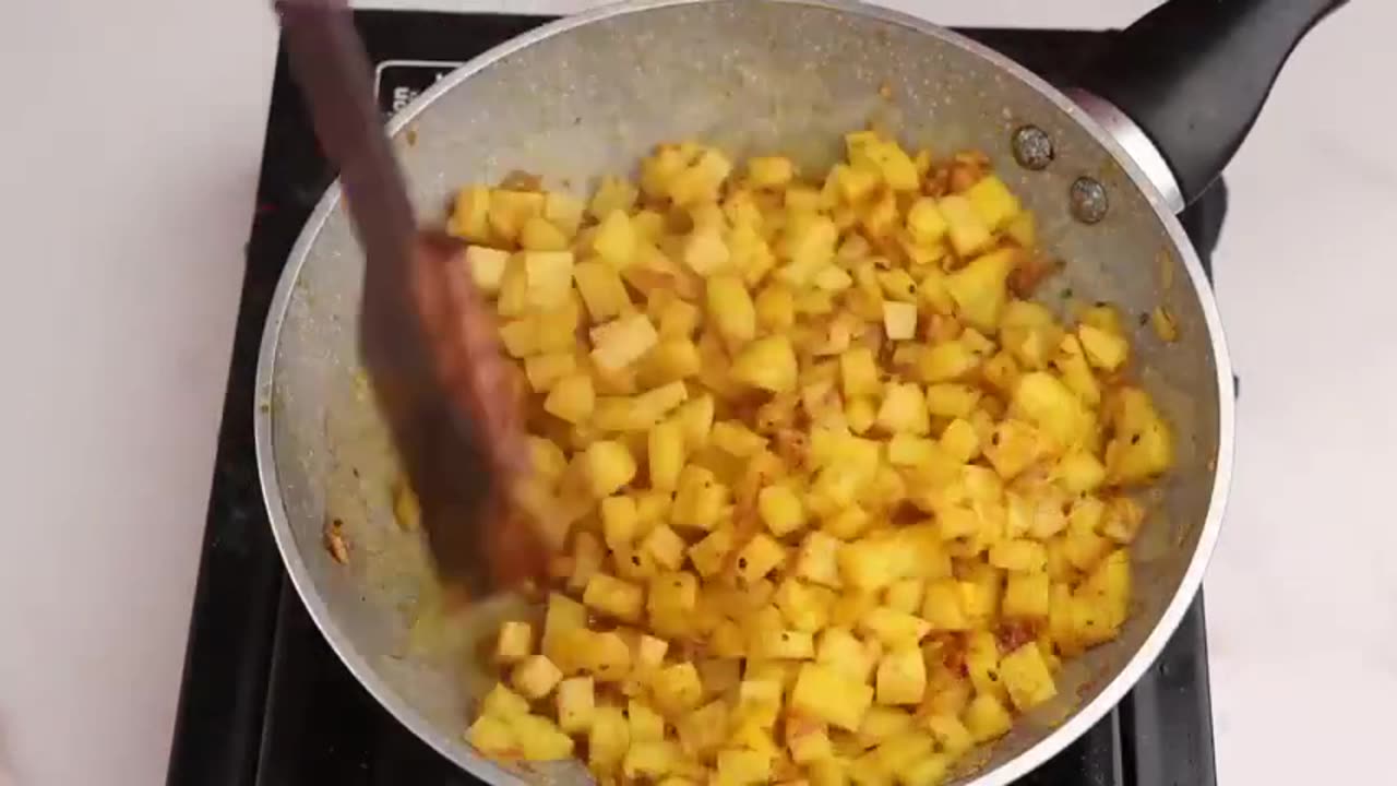 Alur- Kochuri- Recipe