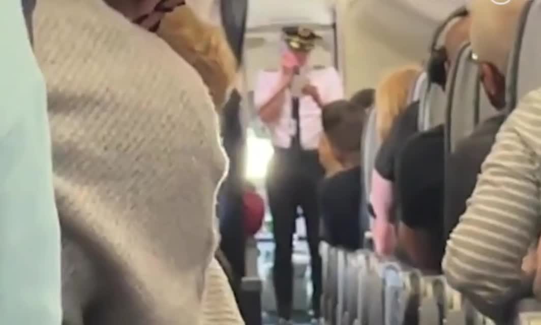 Video:Delta pilot announces during flight the end of mask mandate