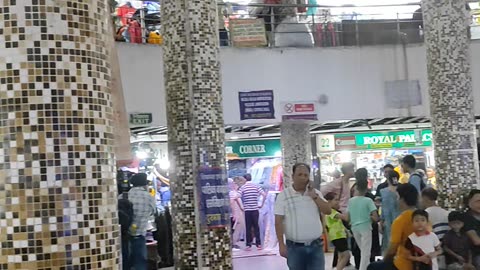 Palika Bazaar Shopping Market Delhi