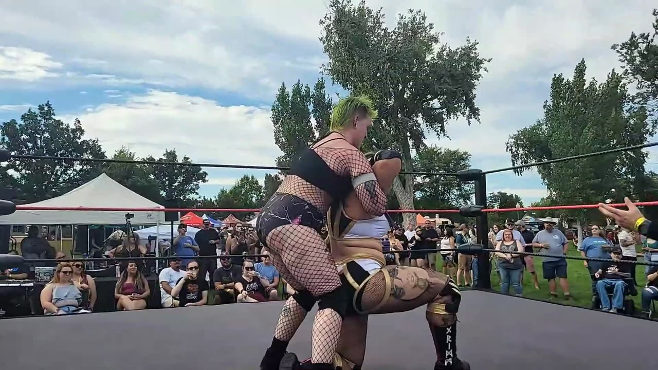 Bruisin for Brews 08-12-23 Match 04-Kay Davver vs Lilith Grimm