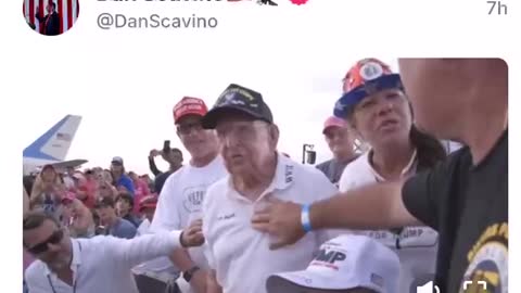 100 year old WW2 US Veteran greeted by Trump.