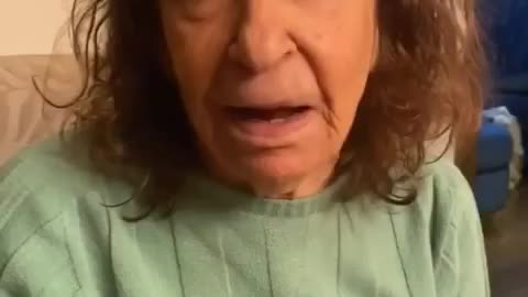 MY GRANDMOTHER SENDING SUPER WELL ON THE BEATBOX