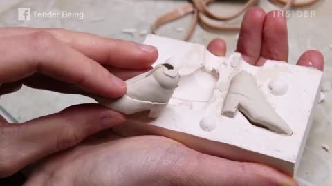 Artist Creates Humanlike Cat Dolls