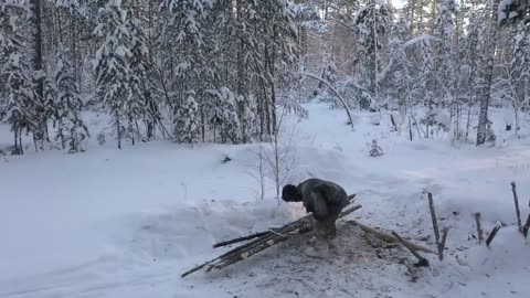 Living Alone in the Wild Siberian Forest for 20 years ( -96°F)