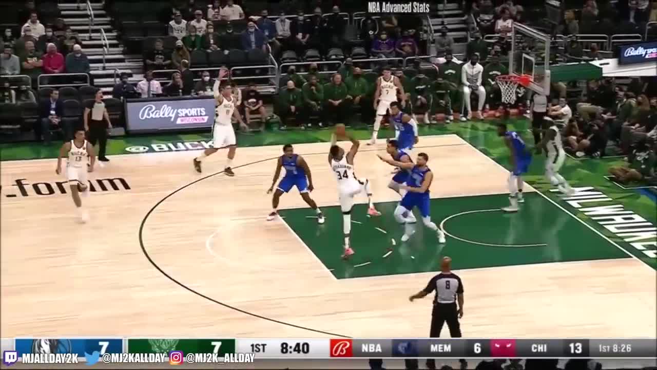 Giannis Antetokounmpo copy his teammate shooting form to make his shots