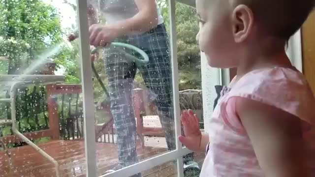 funny videos of babies playing with water