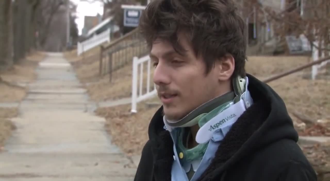 Wisconsin server shot in the face over missing burger