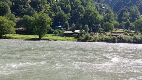 Beautiful Neelum Valley flowing between India and Pakistan ( Too close ,too far)