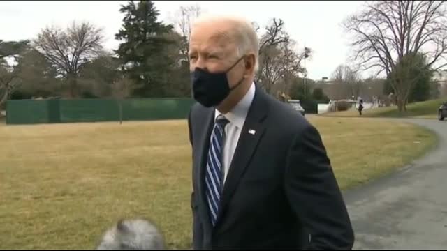 Proof Joe Biden Uses A Green Screen!!