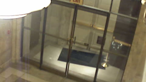 0179USCH01MemorialDoorInterior_2021-01-05_00h57min14s903ms.mp4