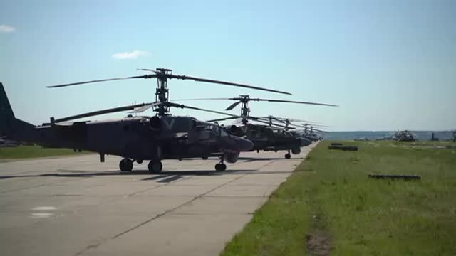 Russian Ka-52 "Alligator" Attack Helicopter Crews Destroying Ukrainian Fortifications & Equipment💥