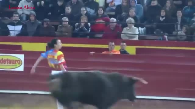 Bullfighting funny videos awesome girls bullfighting festival #11 Cr