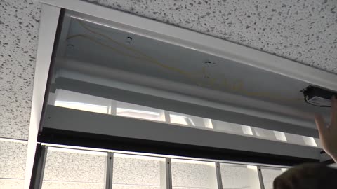 LED T8 Plug n Play Tube Installation & Overview by Total Bulk Lighting