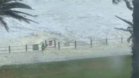 #CapeStorm #promenade #capetownweather