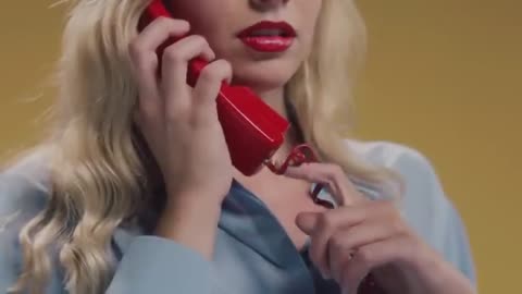 La Roux - Kiss And Not Tell (VIDEO)
