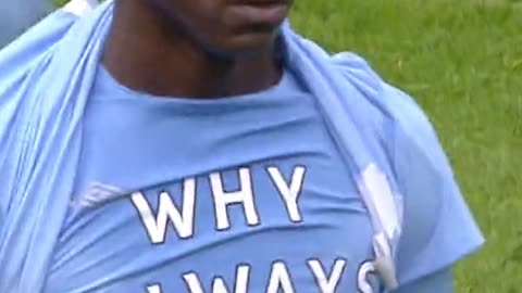 Throwback to Mario Balotelli’s iconic derby goal celebration!