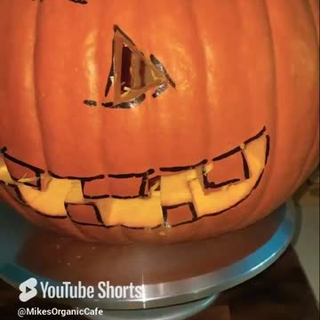 #Happy #Organic #Halloween from @MikesOrganicCafe
