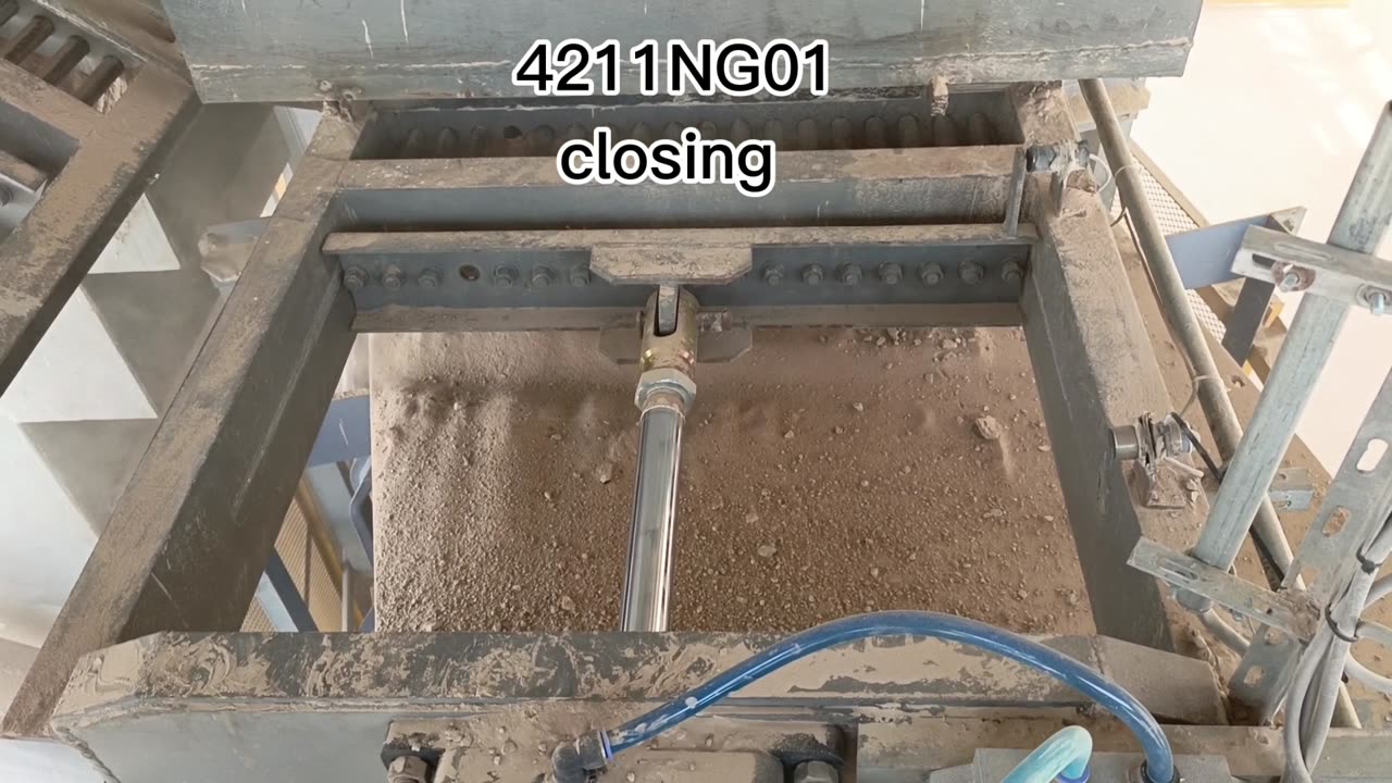 Mechanical NG gate