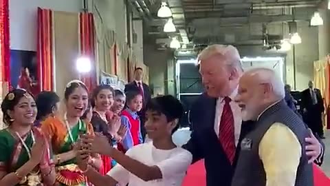 PM Modi & President Trump interacted with a group of youngsters at during