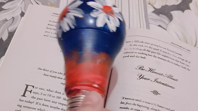 How to paint on a Bulb | Acrylic Painting on Bulb | Easy Acrylic Painting tutorial #shorts #viral