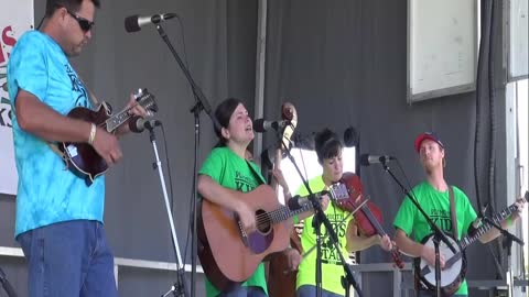 The Sisters Grim Band - Gotta Travel On - 2013 Plymouth Bluegrass Festival