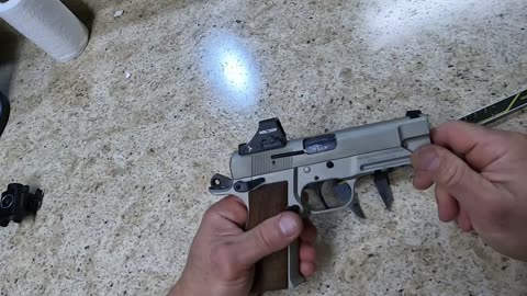 The Browning Hi Power Sucks! But...