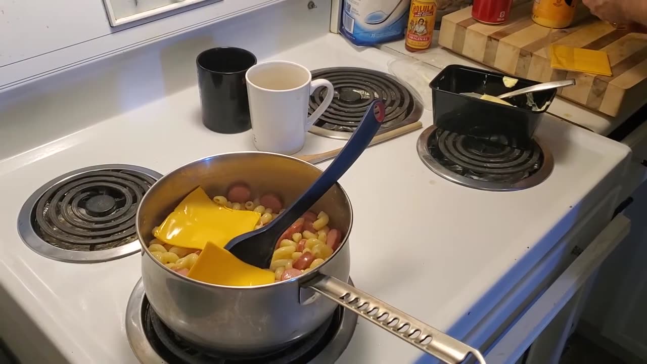 Mac and Cheese (Ghetto but Luxurious)